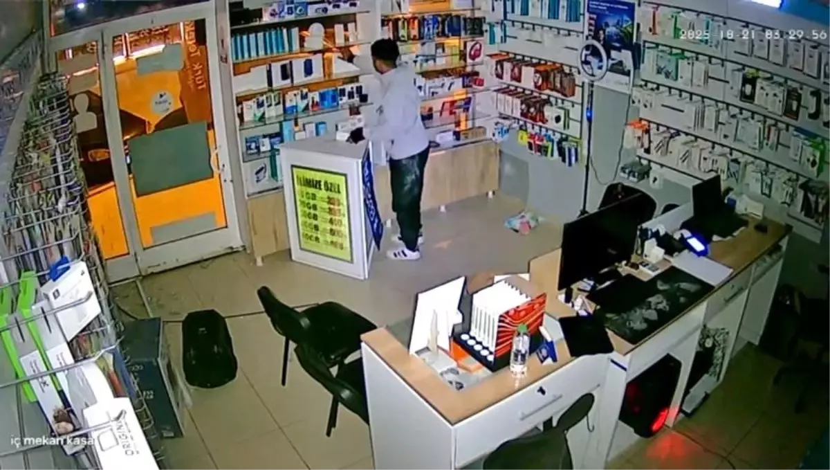 elazigda piskin hirsizlik AJYb37N5.jpg